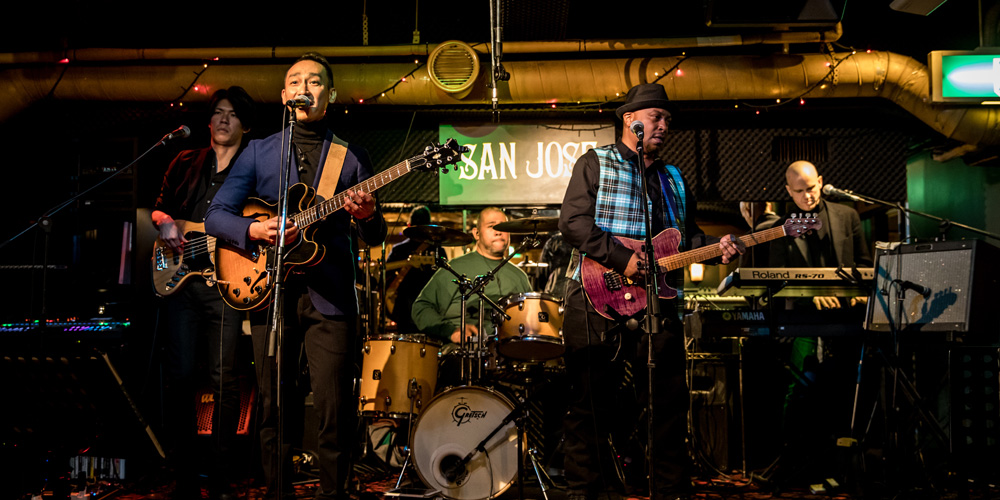 バンドメンバー